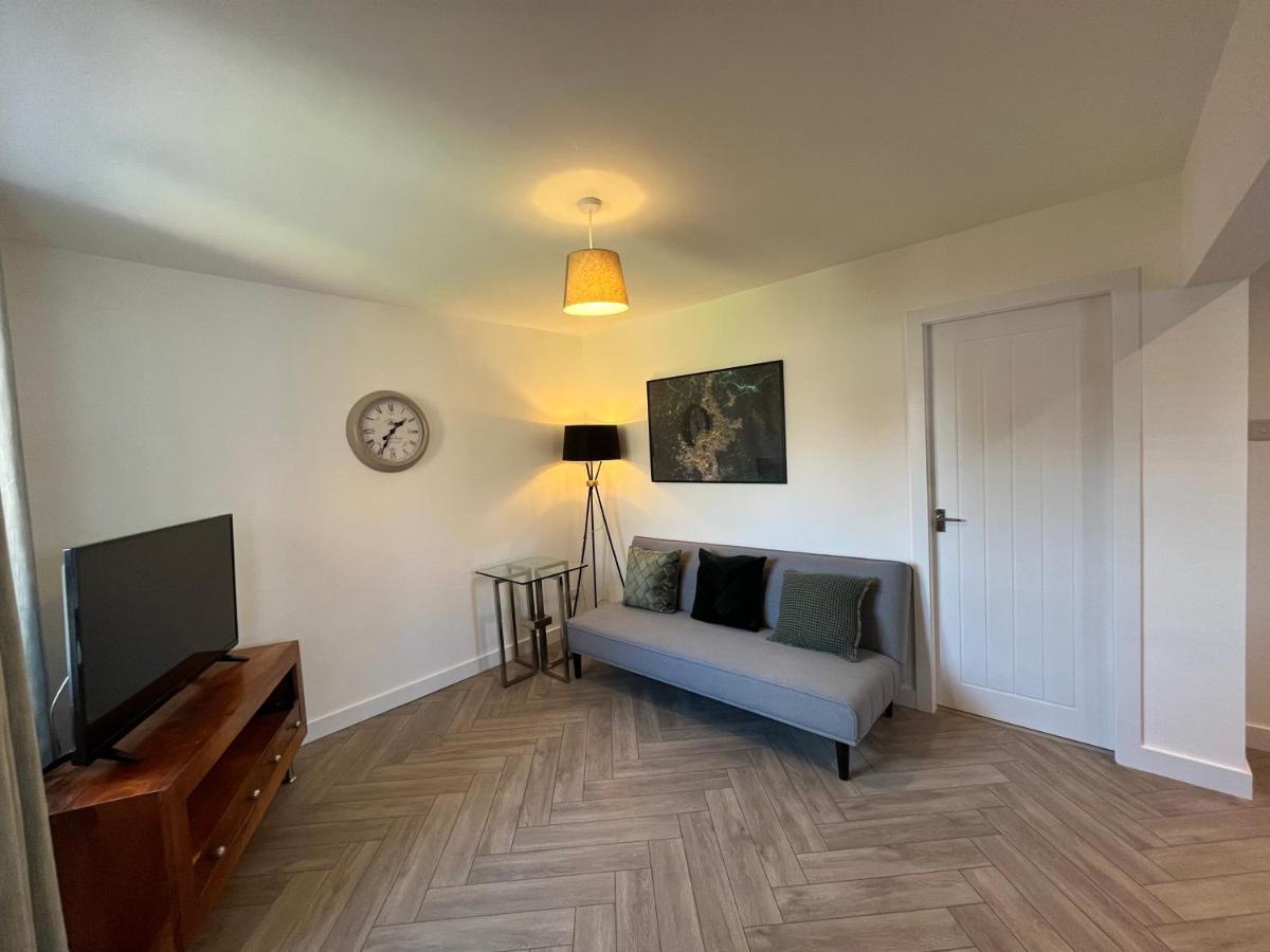Contemporary 1 Bedroom Apartment Normanton  Luaran gambar